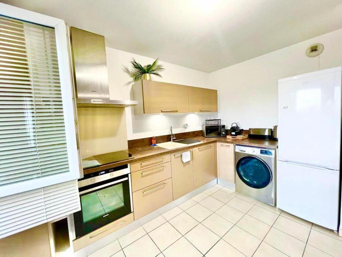 L'Atelier Chic - Wifi Fibre - Parking Privee - Balcon - Netflix Appartement Lanester Buitenkant foto