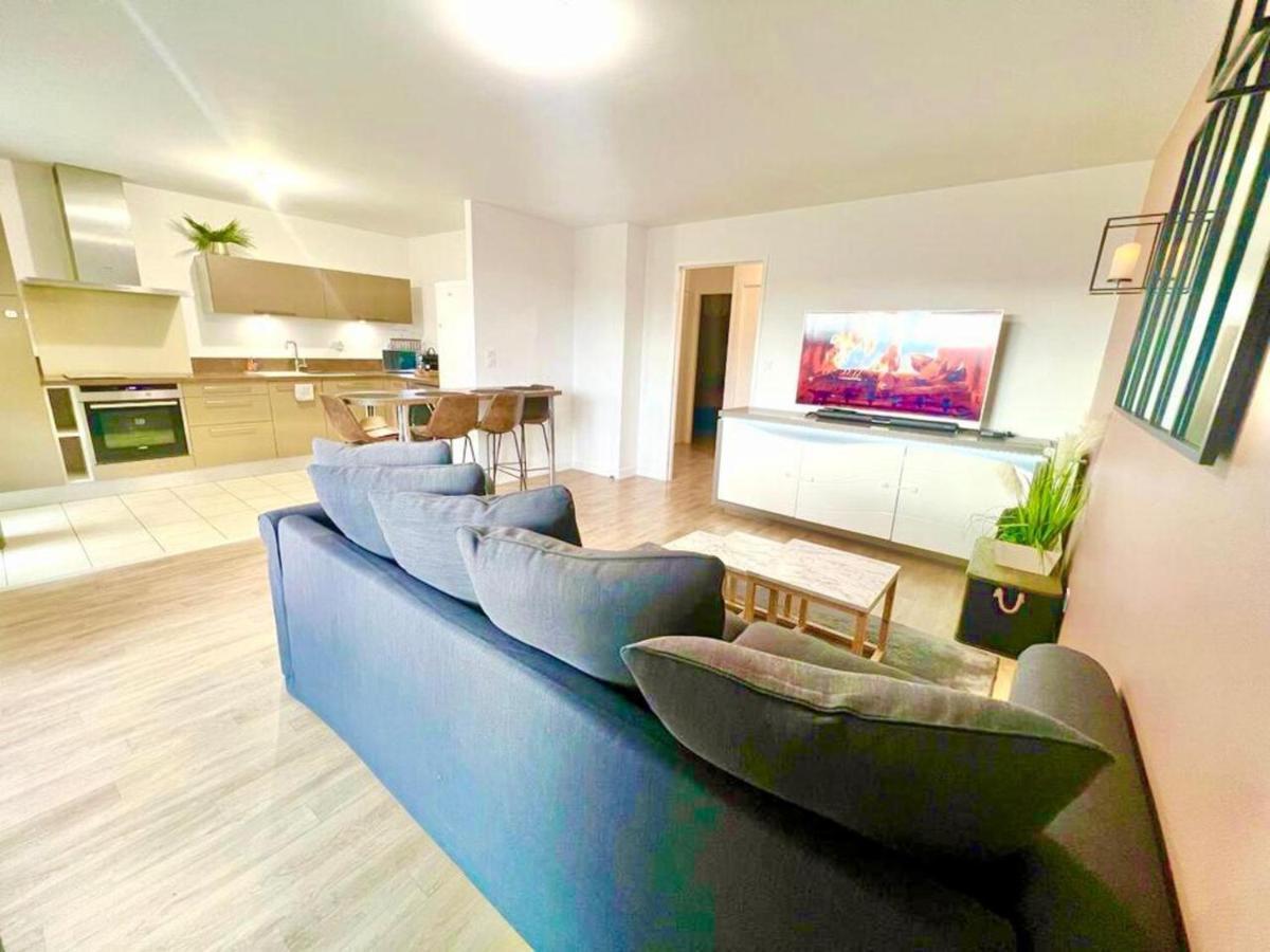 L'Atelier Chic - Wifi Fibre - Parking Privee - Balcon - Netflix Appartement Lanester Buitenkant foto