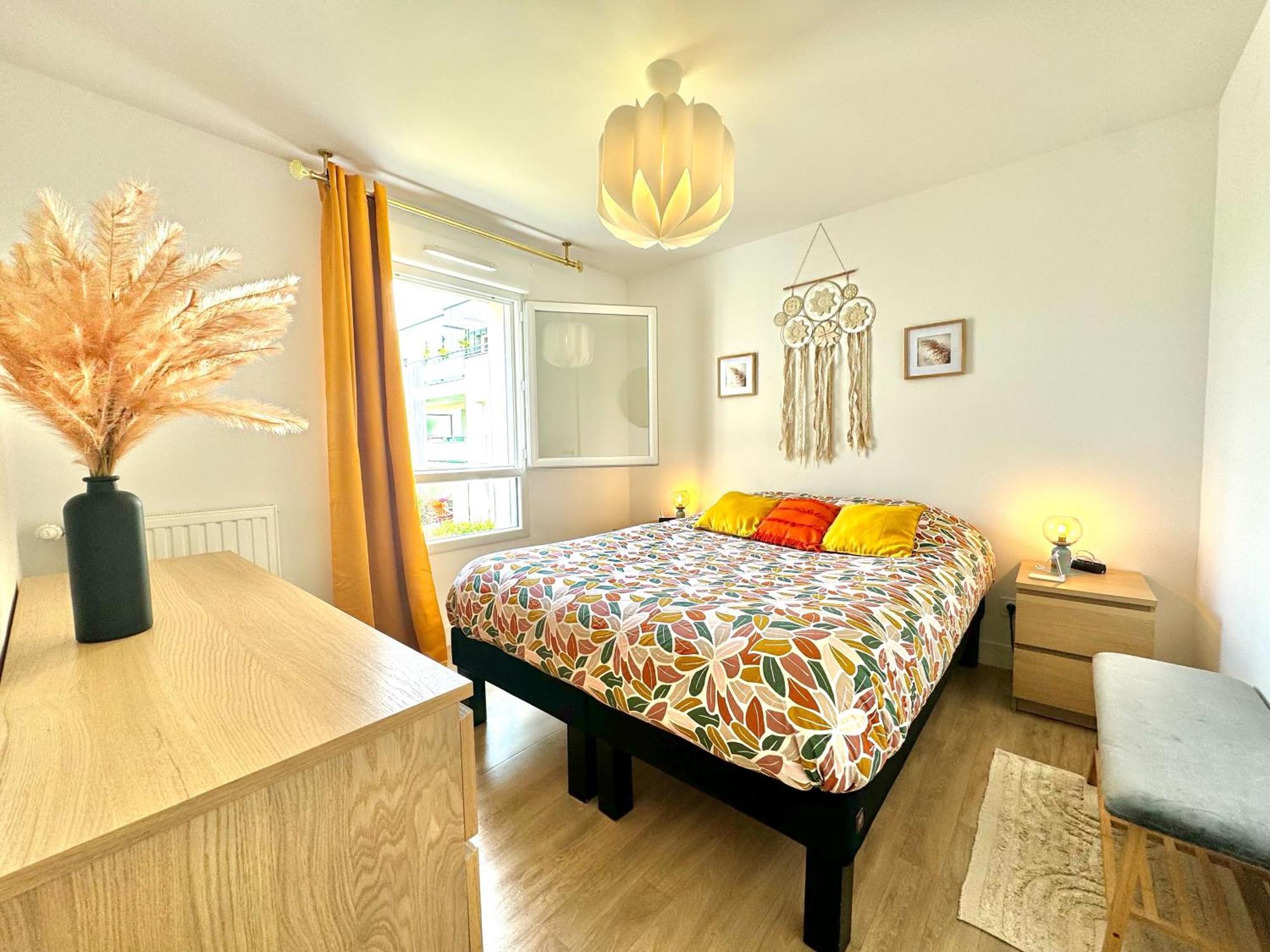 L'Atelier Chic - Wifi Fibre - Parking Privee - Balcon - Netflix Appartement Lanester Buitenkant foto